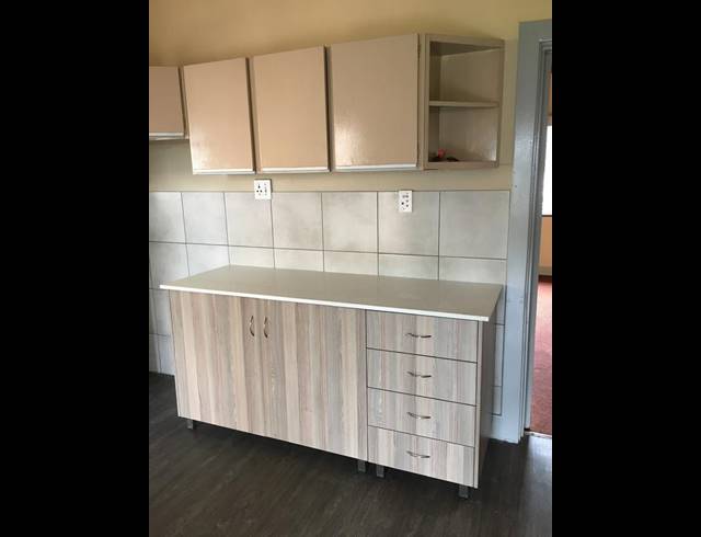 3 BEDROOM HOUSE FOR SALE IN BRENTHURST